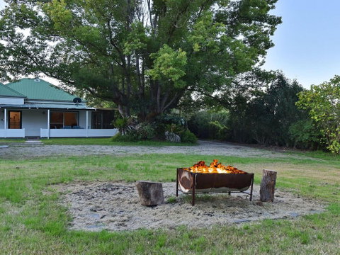 Tabitha Hill Cottage - Brisbane Tourism 0