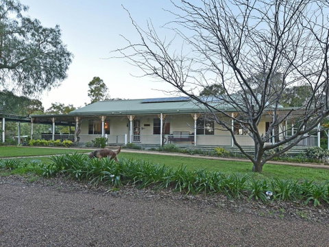Tabitha Hill Estate - Brisbane Tourism 2