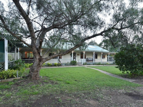 Tabitha Hill Estate - Brisbane Tourism 3