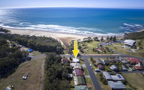 Tallowood Beachfront Cottage - Tourism Brisbane 1