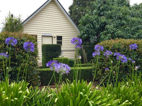 Tamborine Gardens - Tourism Brisbane 1