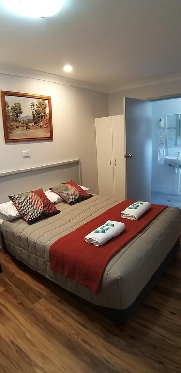 Taree Country Motel - Tourism Brisbane 2
