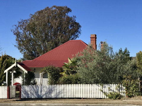 Tenterfield Historic C1895 Cottage - Brisbane Tourism 0