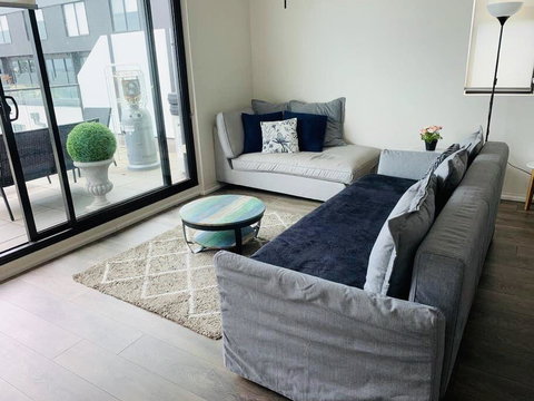 Terrace Living With Bay Views - Brisbane Tourism 0