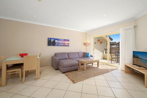 Terrigal Sails Serviced Apartments - Tourism Brisbane 1