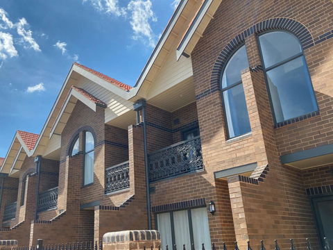 The Abbey Motel Goulburn - Tourism Brisbane 1