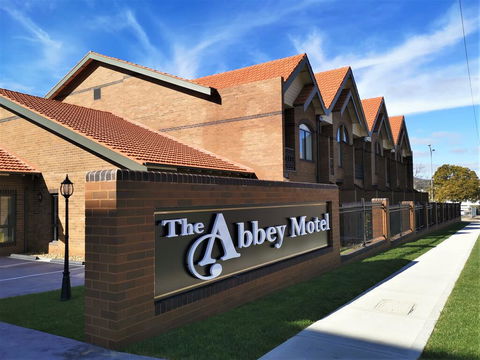 The Abbey Motel Goulburn - Tourism Brisbane 0
