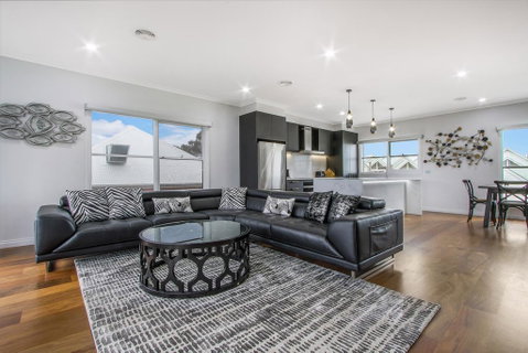 The Apartment, Metung - Tourism Brisbane 0