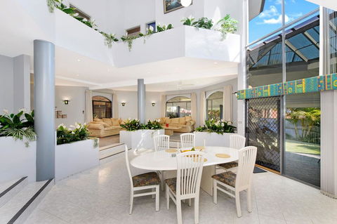 The Atrium, 11 Kentia Close - Tourism Brisbane 2