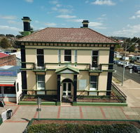 The Bank Guesthouse Glen Innes - Tourism Brisbane
