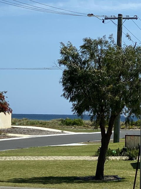 The Beach House Busselton - Tourism Brisbane 1