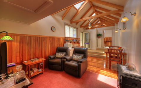 Ellie\'s Cottages - Tourism Brisbane 10