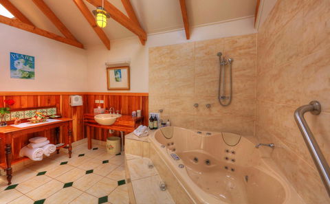 Ellie\'s Cottages - Tourism Brisbane 14