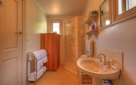 Ellie\'s Cottages - Tourism Brisbane 17