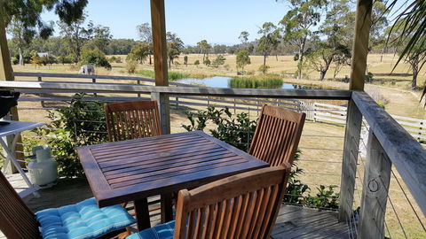 Hazelcreek Cottages - Brisbane Tourism 10