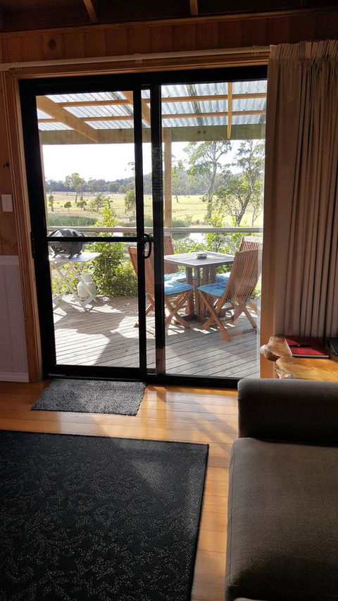 Hazelcreek Cottages - Brisbane Tourism 8