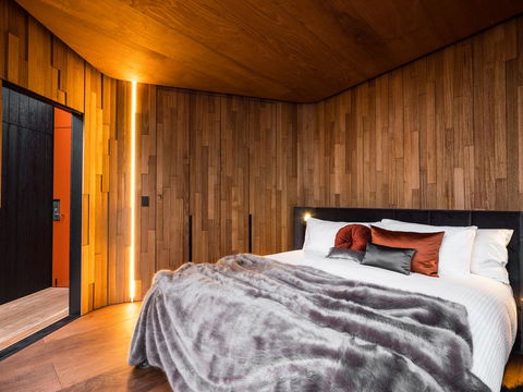 Freycinet Lodge - Tourism Brisbane 22