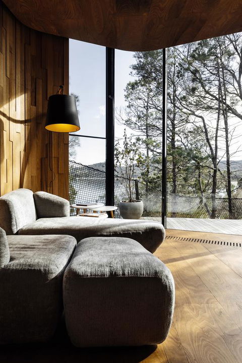 Freycinet Lodge - Tourism Brisbane 1