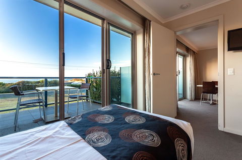 Beachfront Bicheno - Brisbane Tourism 8