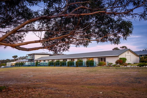 Beachfront Bicheno - Brisbane Tourism 40