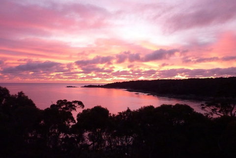 THE LOFT @ Bay Of Fires Seascape - Brisbane Tourism 0