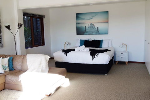 THE LOFT @ Bay Of Fires Seascape - Brisbane Tourism 16