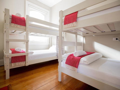 Montacute Boutique Bunkhouse - Brisbane Tourism 11