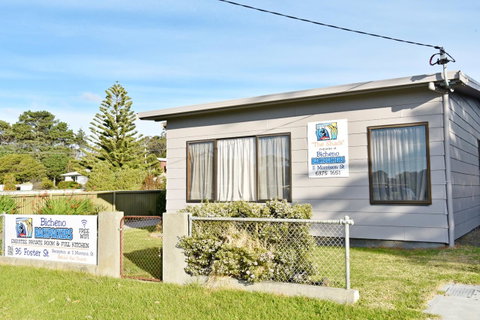 Bicheno Backpackers - Brisbane Tourism 12