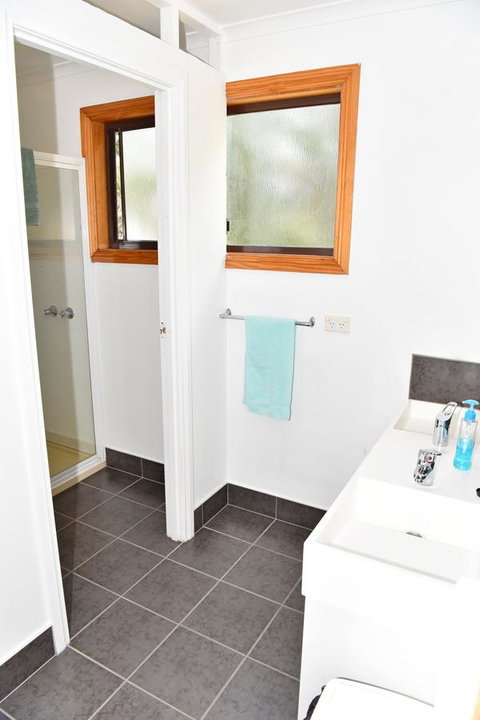 Bicheno Backpackers - Brisbane Tourism 7