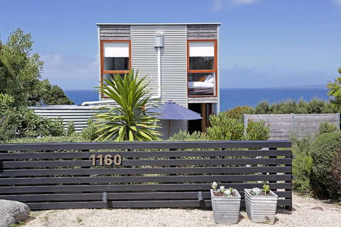 Holland House Bay Of Fires - Tourism Brisbane 3