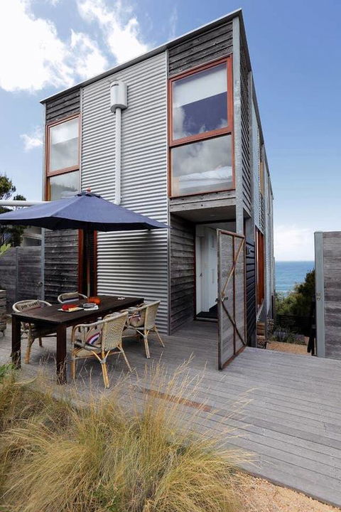 Holland House Bay Of Fires - Tourism Brisbane 13