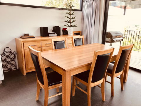 Omaroo House - Panoramic Water Views - Tourism Brisbane 20