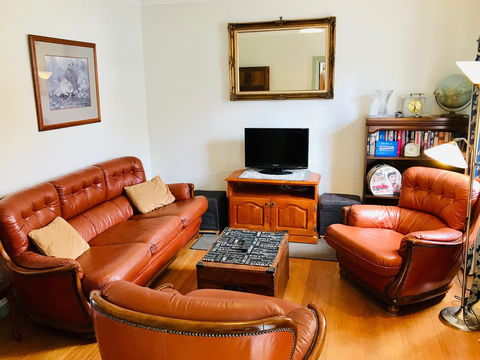 Omaroo House - Panoramic Water Views - Tourism Brisbane 21