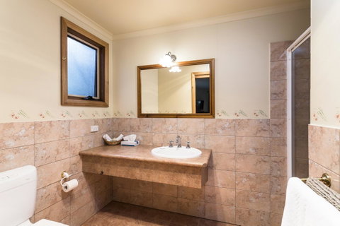 Cradle Forest Inn - Brisbane Tourism 19
