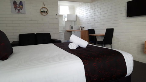 Anchor Wheel Motel - Brisbane Tourism 19
