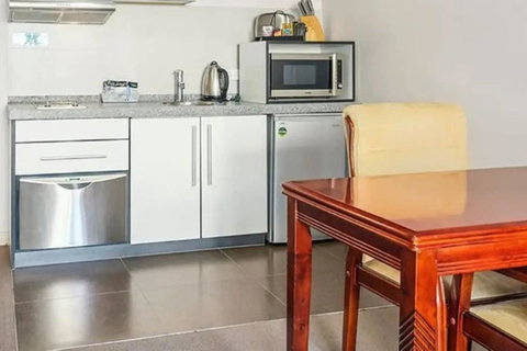 Battery Point Apartment With Car Park - Tourism Brisbane 18