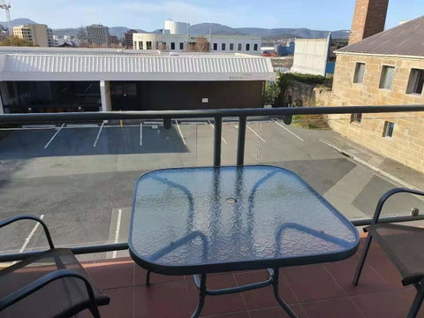 Battery Point Apartment With Car Park - Tourism Brisbane 4