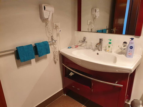 Battery Point Apartment With Car Park - Tourism Brisbane 10