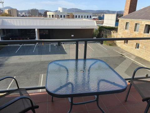 Battery Point Apartment With Car Park - Tourism Brisbane 11