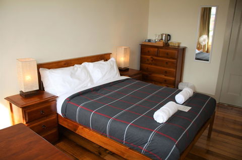 The Tasmanian Inn - Tourism Brisbane 17