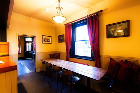 The Tasmanian Inn - Tourism Brisbane 38