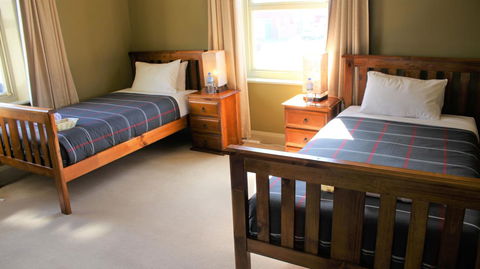 The Tasmanian Inn - Tourism Brisbane 15