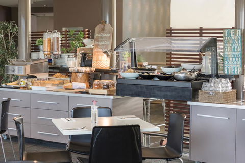 Travelodge Hotel Hobart Airport - Tourism Brisbane 14