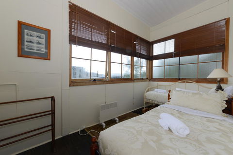 Edinburgh Gallery Bed & Breakfast - Tourism Brisbane 35