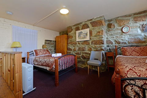 Edinburgh Gallery Bed & Breakfast - Tourism Brisbane 10
