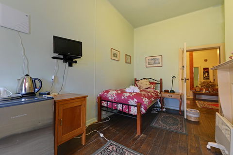 Edinburgh Gallery Bed & Breakfast - Tourism Brisbane 27