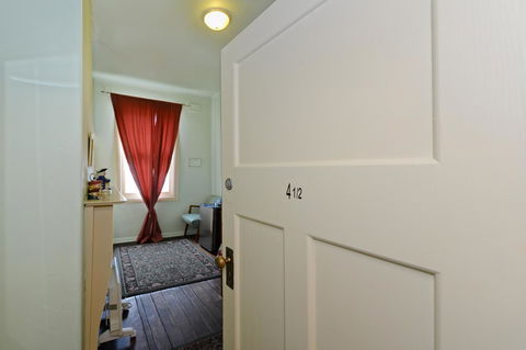 Edinburgh Gallery Bed & Breakfast - Tourism Brisbane 26