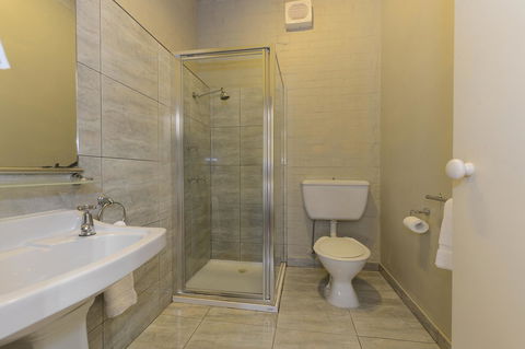 Edinburgh Gallery Bed & Breakfast - Tourism Brisbane 15