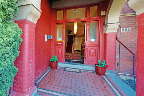 Edinburgh Gallery Bed & Breakfast - Tourism Brisbane 1