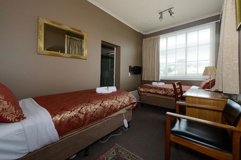 Edinburgh Gallery Bed & Breakfast - Tourism Brisbane 7